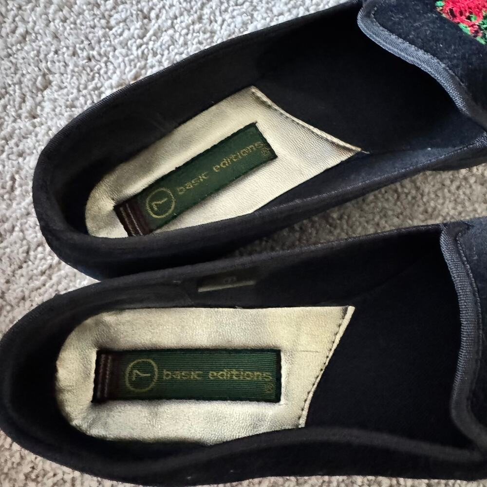 Vintage Basic Editions Black Velvet Loafers Flats Christmas Wreaths Women Size 7 - Picture 8 of 9
